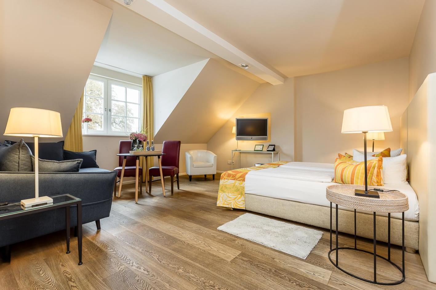 Hotel Zur Linde Dein Self Check In Михендорф Экстерьер фото